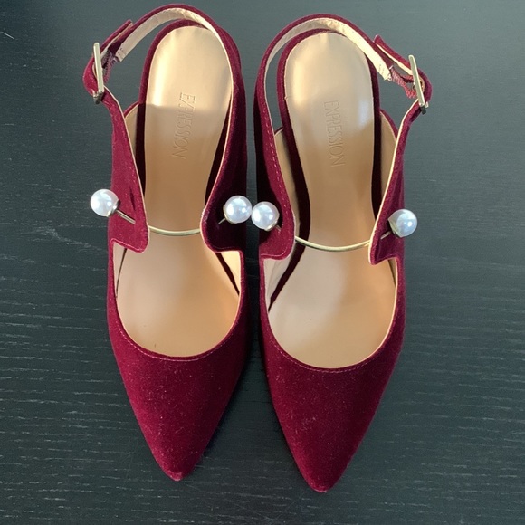 Expressions Shoes - EXPRESSION red velvet sling back silhouettes